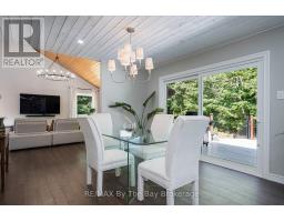 22 BRIDLEWOOD CRESCENT - 12