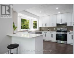 22 BRIDLEWOOD CRESCENT - 17