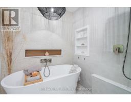 22 BRIDLEWOOD CRESCENT - 29