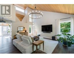 22 BRIDLEWOOD CRESCENT - 3