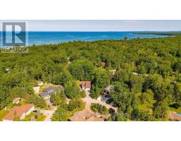 22 BRIDLEWOOD CRESCENT - 50