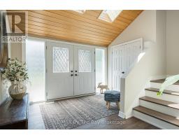 22 BRIDLEWOOD CRESCENT - 7