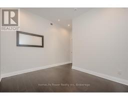 2001 - 1 HURONTARIO STREET - 34