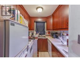 3 MAYNARD AVENUE - 40
