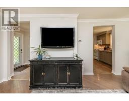 25 AGNES STREET - 10