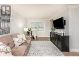 25 AGNES STREET - 9