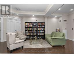 210 - 2075 AMHERST HEIGHTS - 36