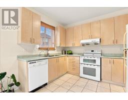 12 THORNDALE ROAD - 13