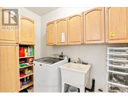 12 THORNDALE ROAD - 16