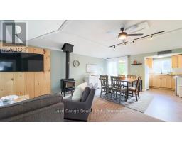 900 VICTORIA ROAD - 15
