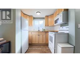 900 VICTORIA ROAD - 25