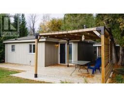900 VICTORIA ROAD - 7