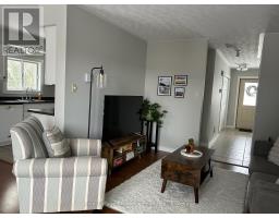 792 MACKENDRICK DRIVE - 17