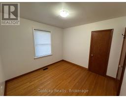 7 SKOV CRESCENT - 10