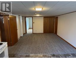 7 SKOV CRESCENT - 12
