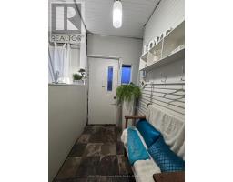 22 CLARE AVENUE - 11
