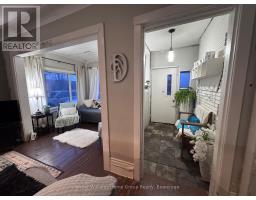 22 CLARE AVENUE - 12
