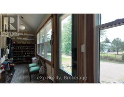 1337 BRUCE ROAD 15 - 10
