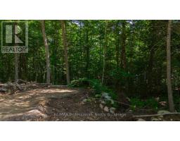 1484-1 WEST OXBOW LAKE ROAD - 32