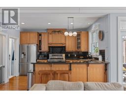 56 WELLINGTON STREET S - 15