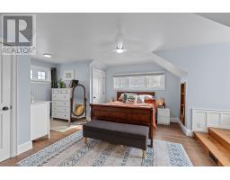 56 WELLINGTON STREET S - 31