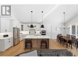 185 LOUISE CREEK CRESCENT - 20