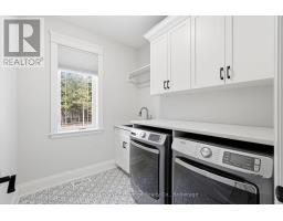 185 LOUISE CREEK CRESCENT - 28