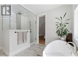185 LOUISE CREEK CRESCENT - 35