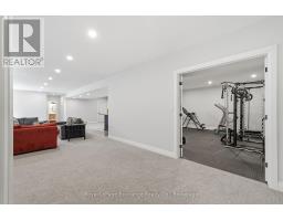 185 LOUISE CREEK CRESCENT - 39