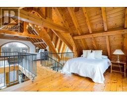147 LAKESHORE ROAD E - 26