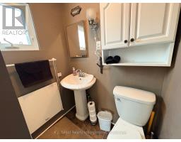 9 RAVINE PARK ROAD N - 13