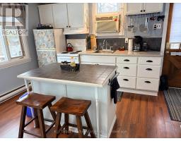 9 RAVINE PARK ROAD N - 16