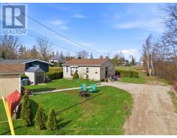 9 RAVINE PARK ROAD N - 2