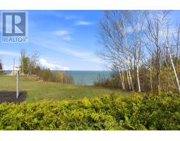 9 RAVINE PARK ROAD N - 35