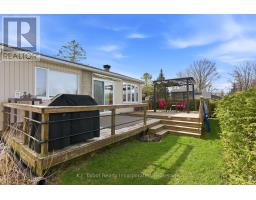 9 RAVINE PARK ROAD N - 8