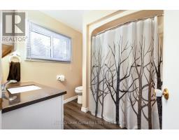 16 TWIN RIVER DRIVE N - 12