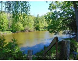 16 TWIN RIVER DRIVE N - 3