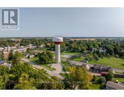 420 VICTORIA STREET - 16