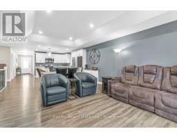 420 VICTORIA STREET - 30