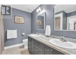 420 VICTORIA STREET - 34