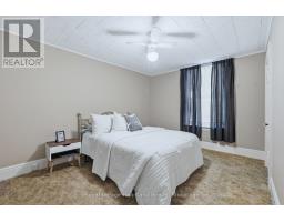 77 KING STREET S - 27