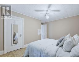 77 KING STREET S - 28