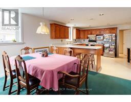 7 PETER STREET S - 11