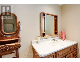 7 PETER STREET S - 19