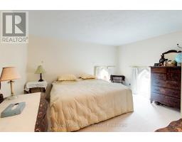 7 PETER STREET S - 25