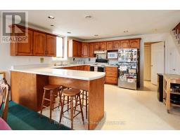 7 PETER STREET S - 7