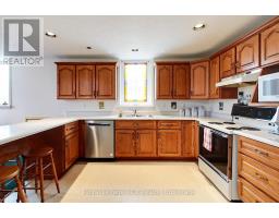7 PETER STREET S - 9