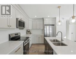 544 NEWFOUNDLAND STREET - 11