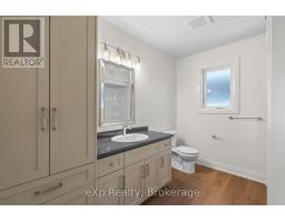 544 NEWFOUNDLAND STREET - 25