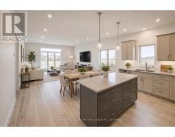 60 CAVALIER CRESCENT - 5